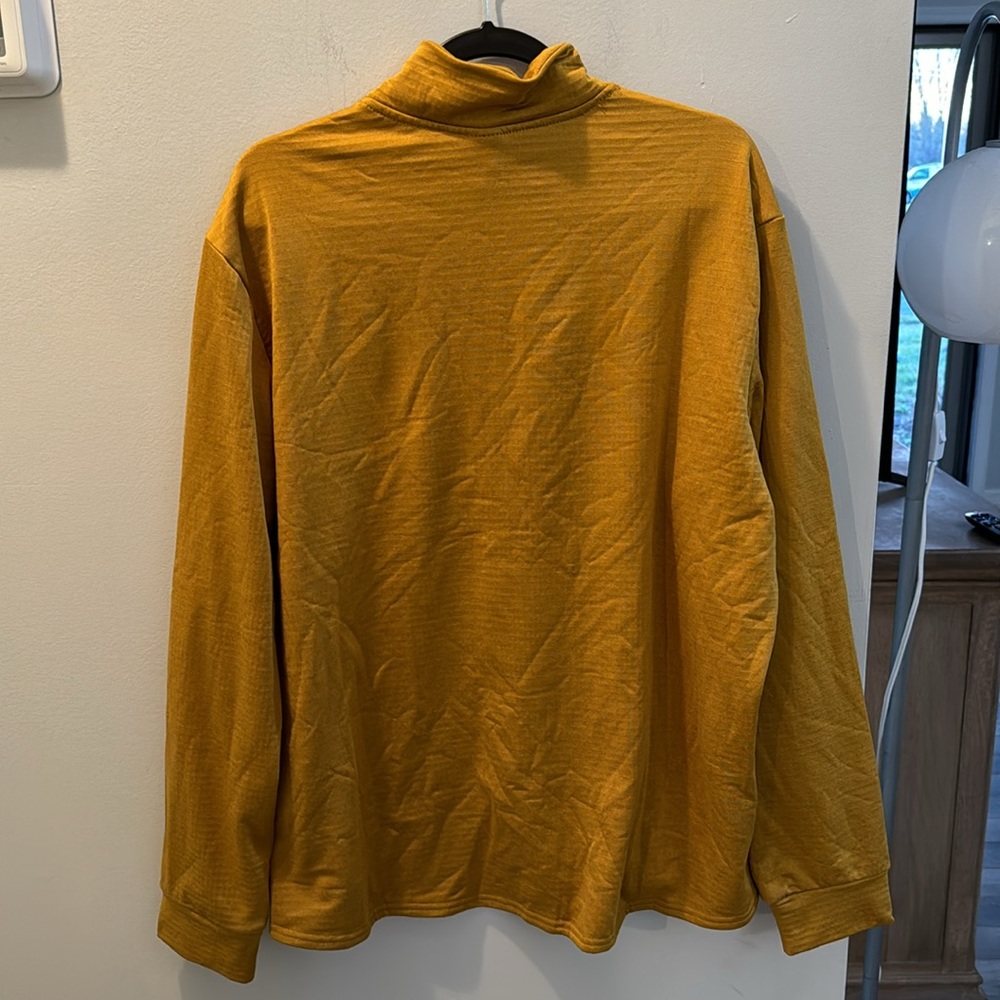 Amazon essentials quarter zip pullover - Picture 3 of 3
